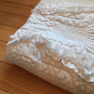 Crib Blanket in Cream